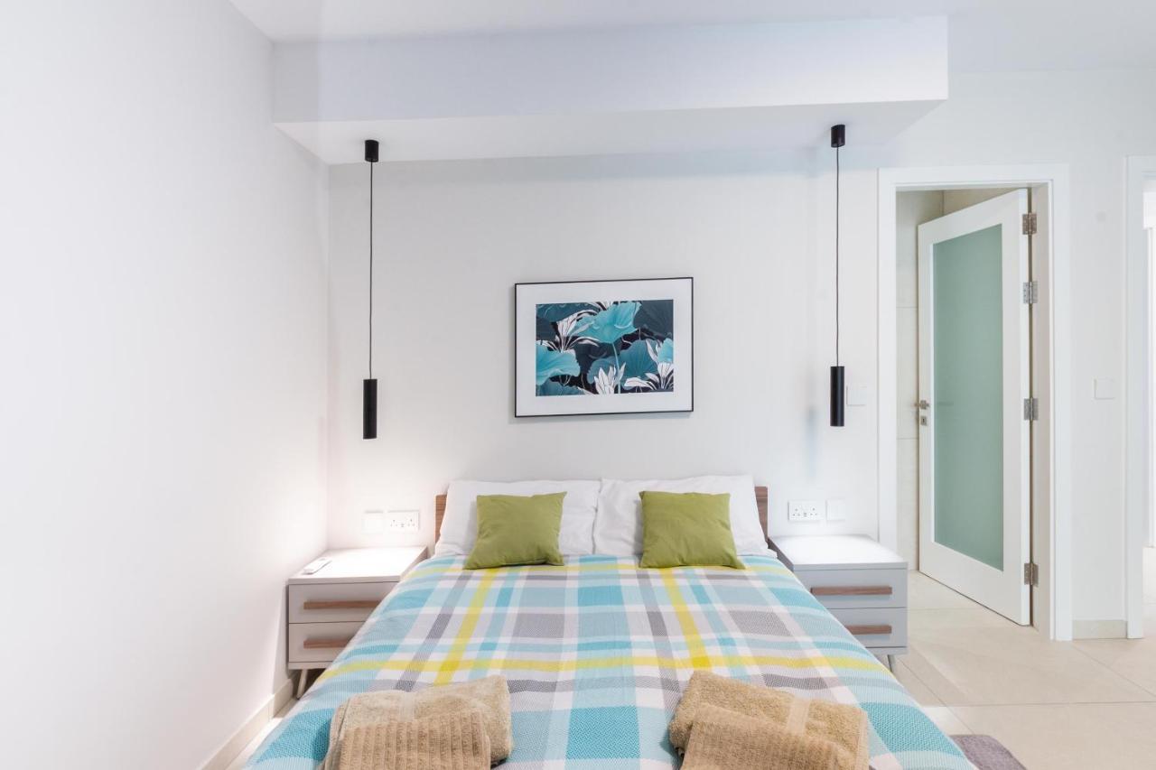 Seafront Luxury Apartment San Pawl il-Baħar Extérieur photo