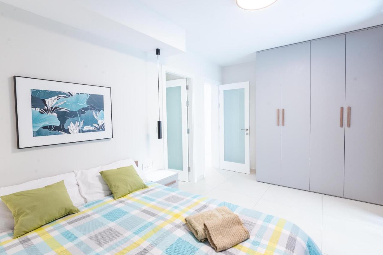 Seafront Luxury Apartment San Pawl il-Baħar Extérieur photo